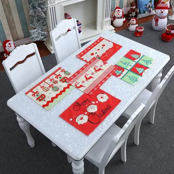 1 adet Noel Placemats Yeni Kırmızı Siyah Ekose Placemats Geri Dönüşümlü ısıya Dayanıklı Noel Baba Yer Mat noel ev dekorasyonu