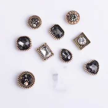 50 adet Anti-Altın Kristal Kare / Üçgen / Kalp Şekli charm bez / düğün saç Takı Bulguları DIY El Yapımı Takı Yapımı