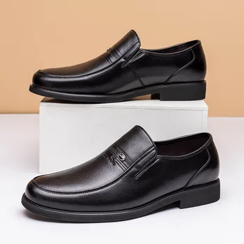 Erkekler iş deri ayakkabı resmi iki katmanlı kapak nefes düz renk kaymaz loafer'lar