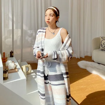 Kış Pijama Mercan Polar Pijama Kadınlar İçin Sıcak Tüy İplik Pijama Seti Bayanlar Gecelik Giyilebilir Açık Havada 3 Parça Takım Elbise