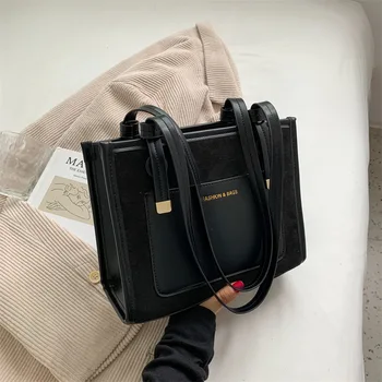 Siyah Tasarım omuz çantaları Kadınlar için 2022 Trend Lüks Tasarımcı Bayanlar Crossbody Çanta Pu Deri kadın Alışveriş Çanta