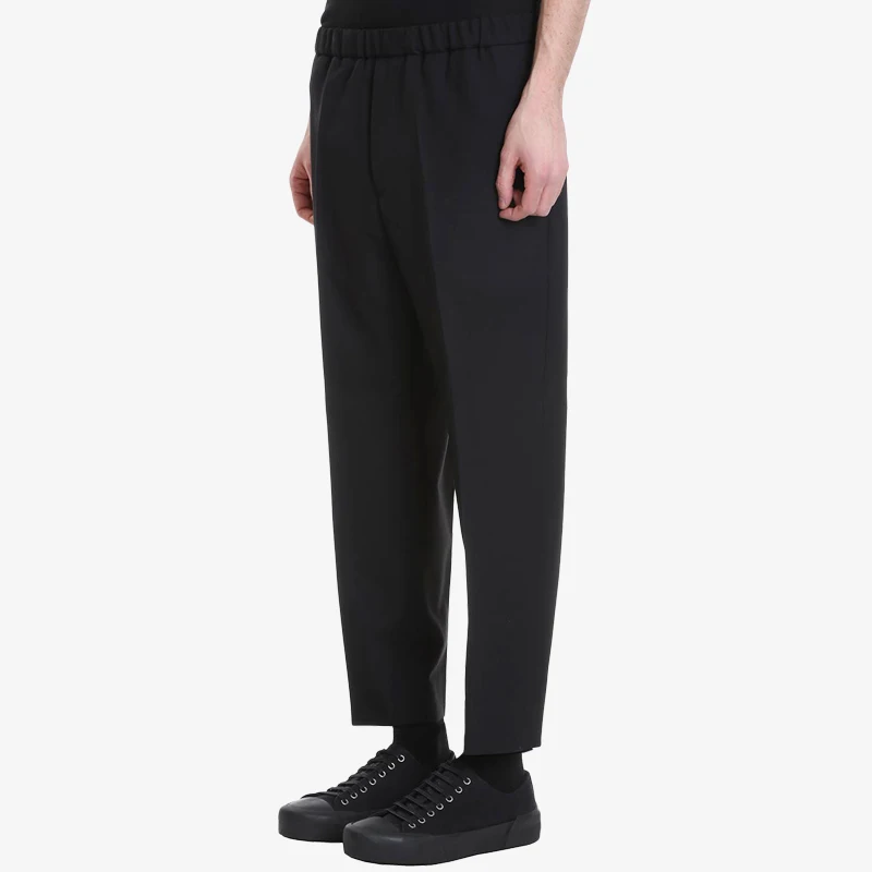 Siyah basit küçük ayak dokuz noktalı pantolon erkek gevşek ve ince minimalist Japon siluet küçük pantolon Görüntü 3